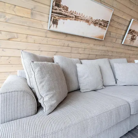 Botel Schwimmendes Seehotel Elbe-Parey