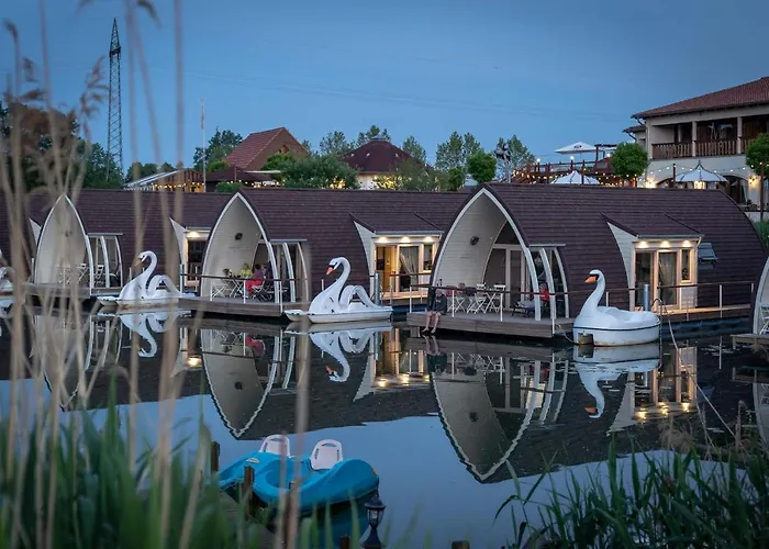Båthotell Lieblingsplatz - Schwimmendes Seehotel