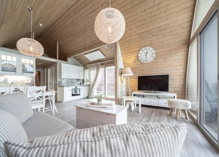 Båthotell Lieblingsplatz - Schwimmendes Seehotel *