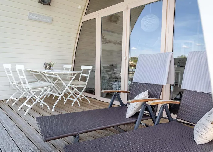 Lieblingsplatz - Schwimmendes Seehotel Elbe-Parey